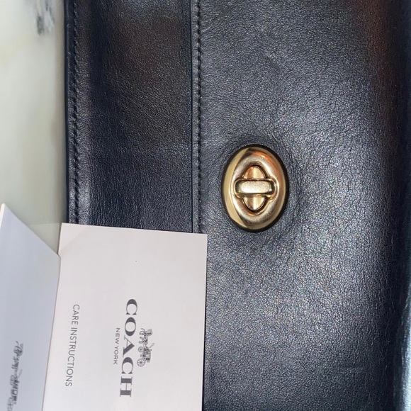 Coach leather bag - Picture 2 of 7